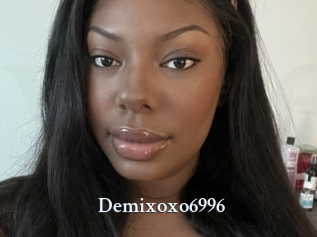 Demixoxo6996